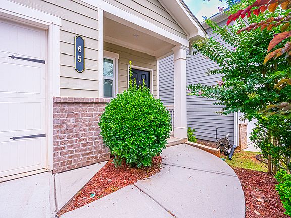 3rd image of 65 Blue River Ct
