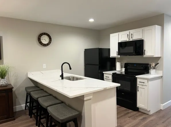 28 Union St #201, Glens Falls, NY 12801