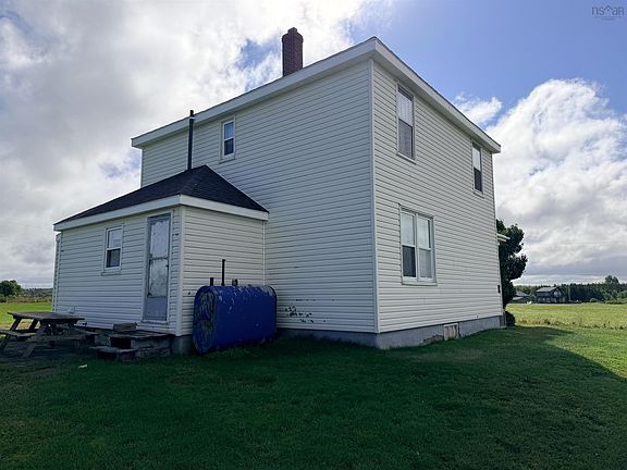 4th image of 100 Cape Jack Wharf Rd