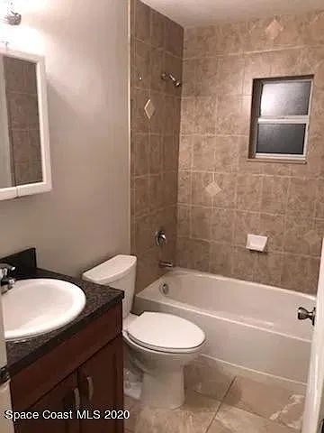 2 bed, 800 sqft, $1,490 — Photo 4