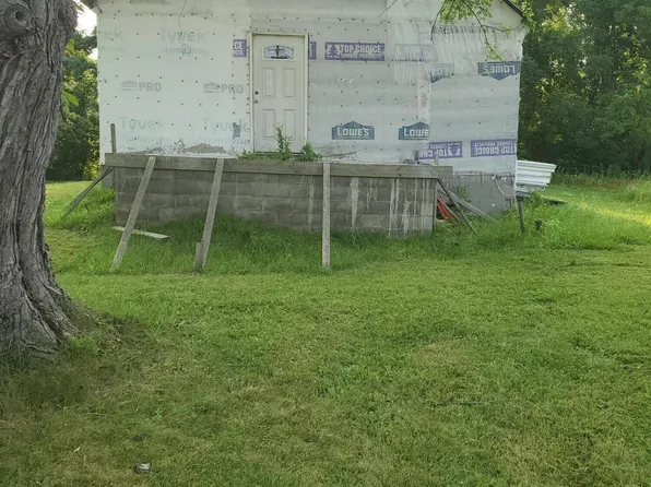 2286 Highland Ave, Benton Harbor, MI 49022