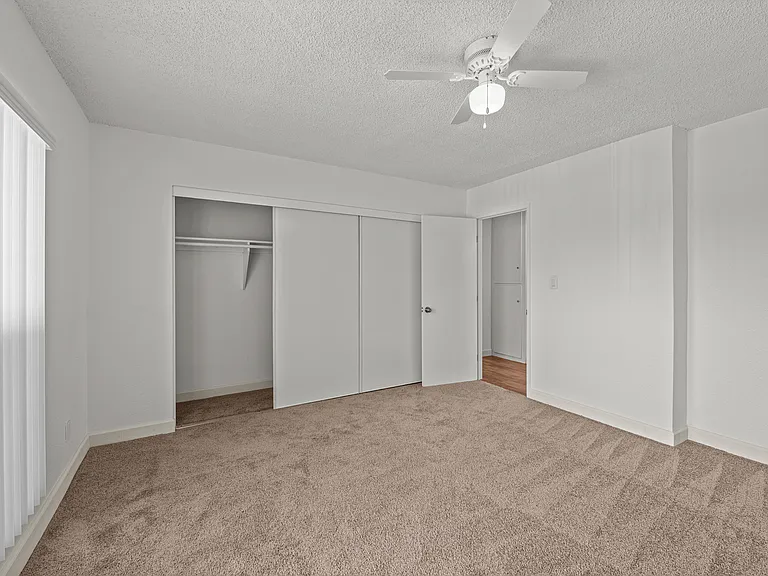 Crestview Apartments — Photo 9