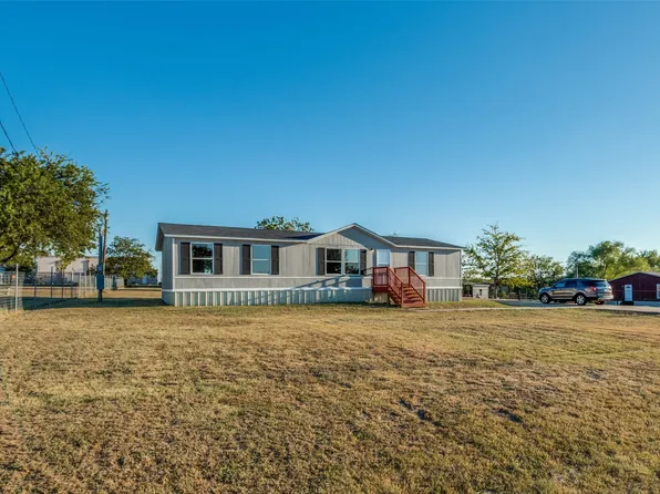 110 Diane St, Ferris, TX 75125