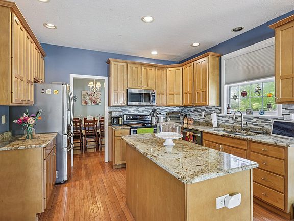 5th image of 1858 Alydar Dr