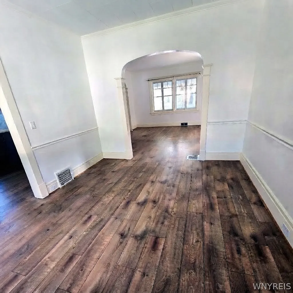 4 bed, 1.0 bath, 1484 sqft, $2,750 — Photo 4