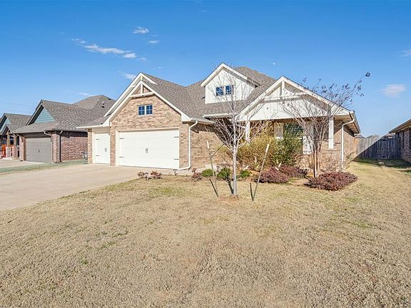 2nd image of 3605 Addison Ave