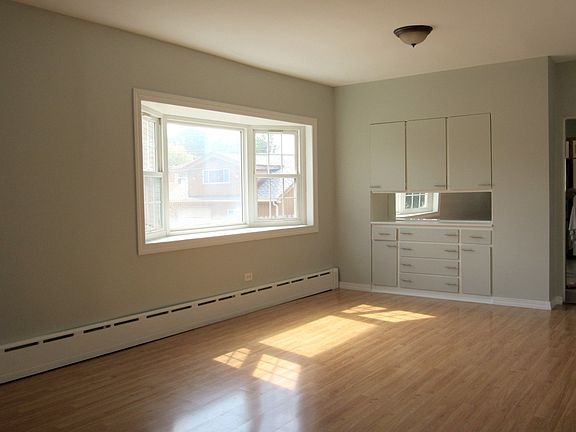 5th image of 11320 S Kedzie Ave