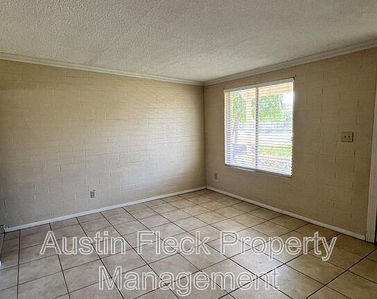 2nd image of 7930 E Latham St
