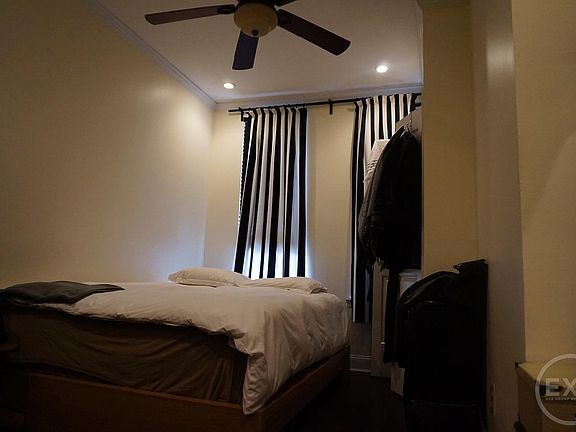 5th image of 341 S 4th St APT 1L