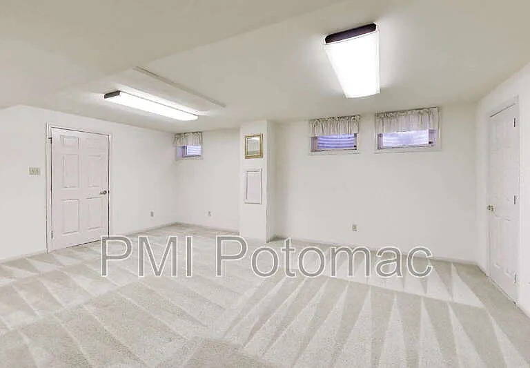 14672 Brougham Way — Photo 54