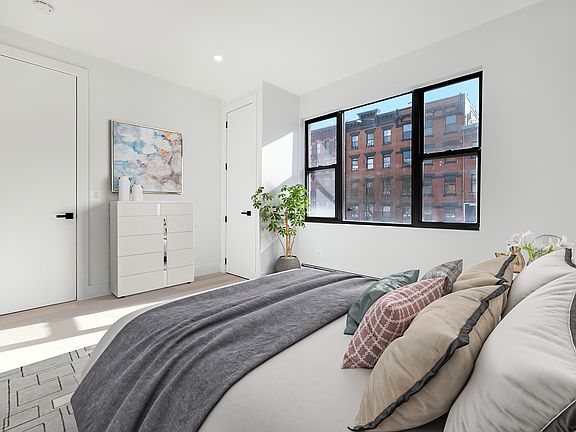 3rd image of 167 1st Ave #11