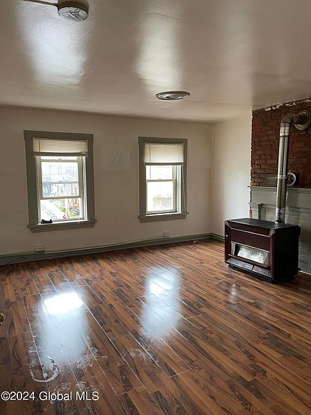 4th image of 64 Clinton Street