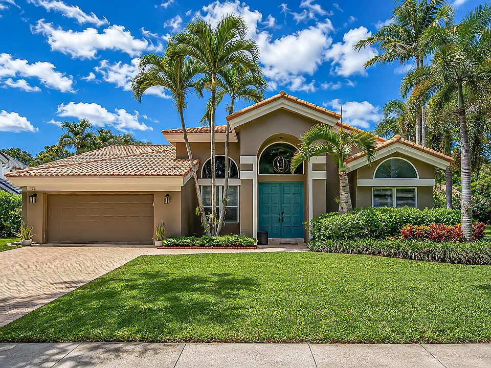 2653 NW 46th St