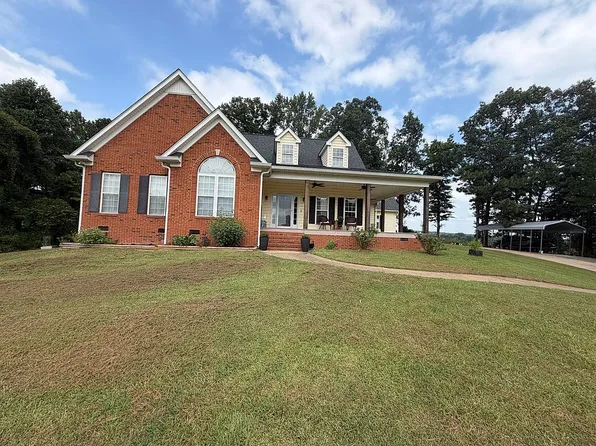 107 Pine Ridge Ct, Summerville, GA 30747