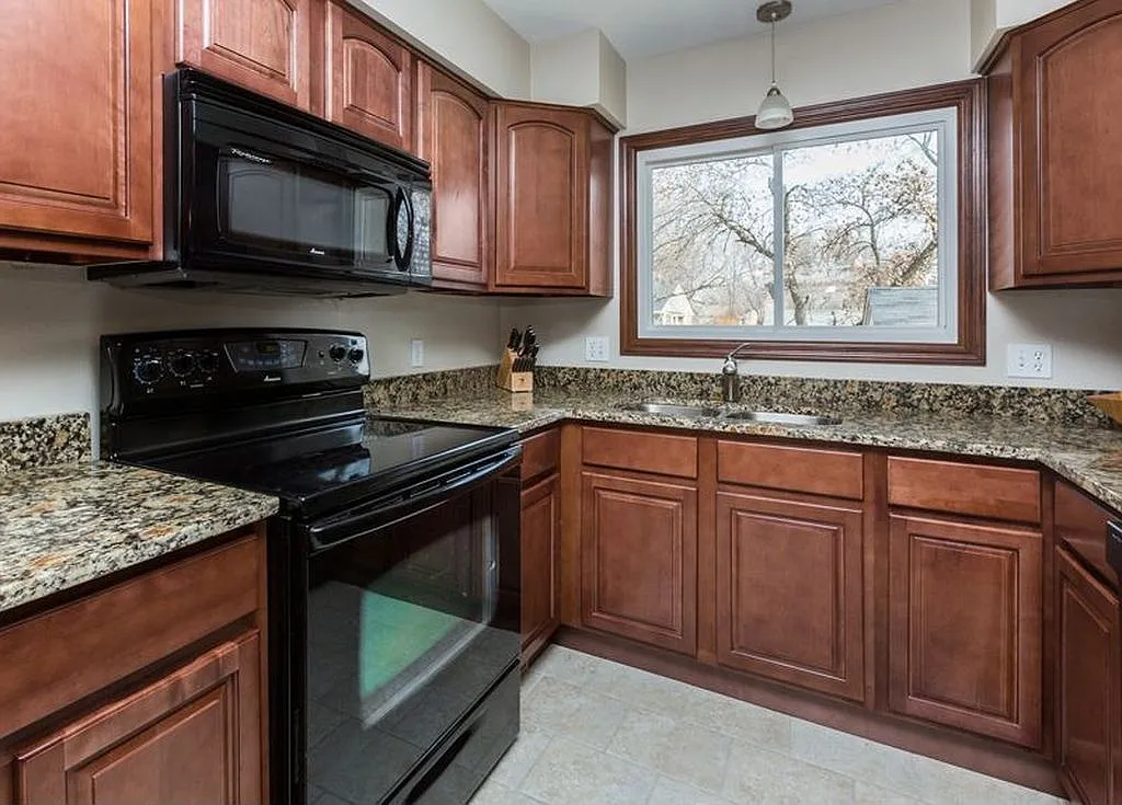 8302 Twana Dr - 1 — Photo 3