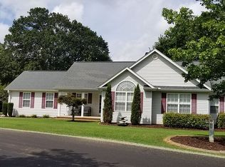208 Hill St, Greer, SC 29651