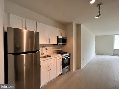 604 S Washington Sq APT 301, Philadelphia, PA, 19106