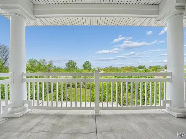 1507 S Old Highway 94 APT 406, Saint Charles, MO 63303