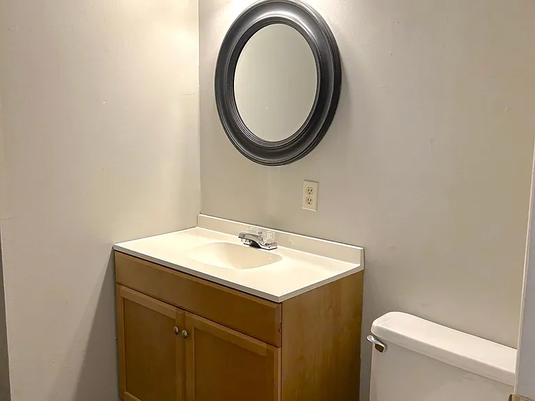 314 Barry Dr — Photo 10