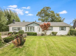 8731 S 80th Ct, Hickory Hills, IL 60457