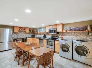 50 Winnie Ln, Poughkeepsie, NY 12603