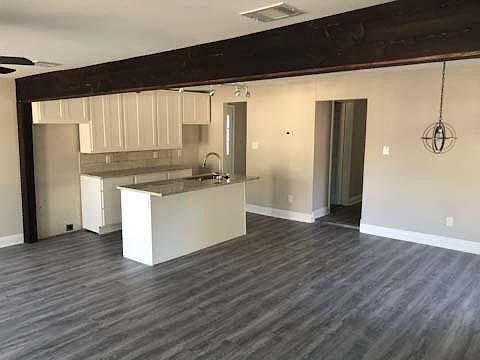 3rd image of 8305 Whitney Dr