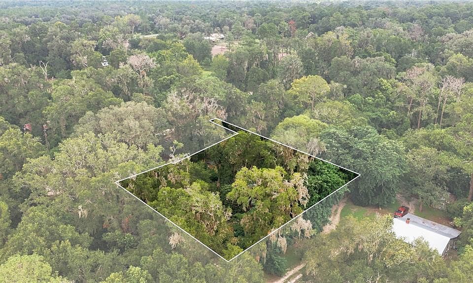 1st image of 327 SE COUNTY ROAD 234 LOT 12