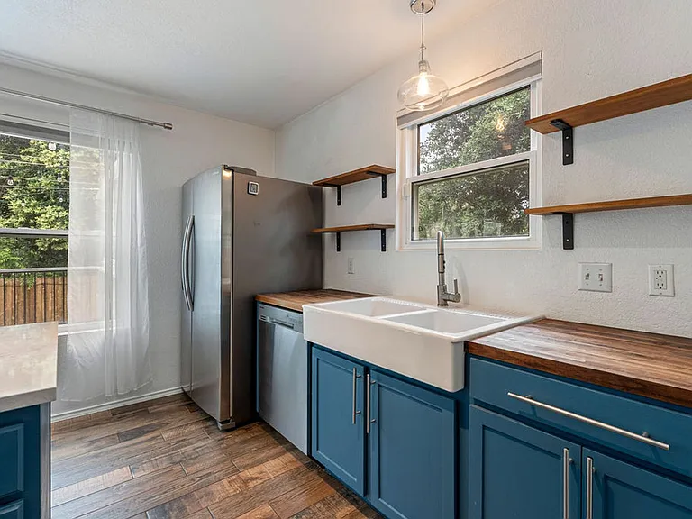 7107 Leppke Cv — Photo 8