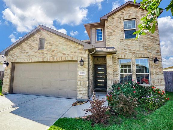 4th image of 19034 Whitehaven Bend Ln