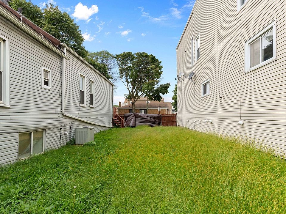 2nd image of 4603 S Wallace St