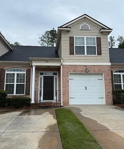 816 Mayo Ln #1 — Photo 2