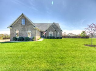 102 Elizabeth Jade Ln, Georgetown, KY 40324