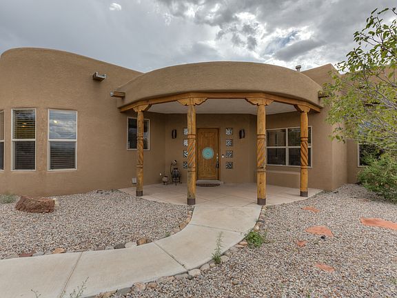4th image of 5 Third Mesa Ct