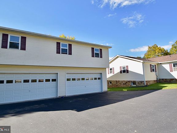 5th image of 14 Shipley Ave