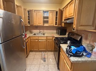 638 E 241st St FLOOR 2, Bronx, NY 10470