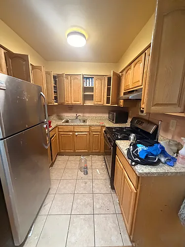 638 E 241st St #2 Photo 1