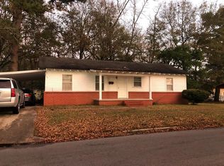 707 N 15th Ave, Laurel, MS 39440