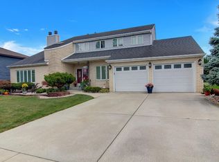 720 Wirtz Rd, Crown Point, IN 46307