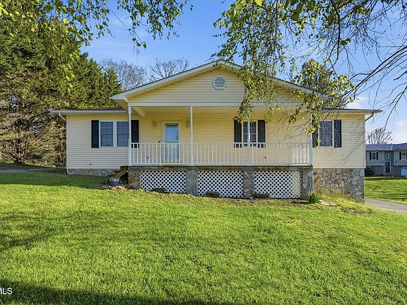 3rd image of 230 Fairview Rd