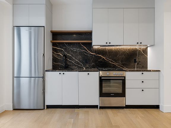 3rd image of 260 Gold St #305