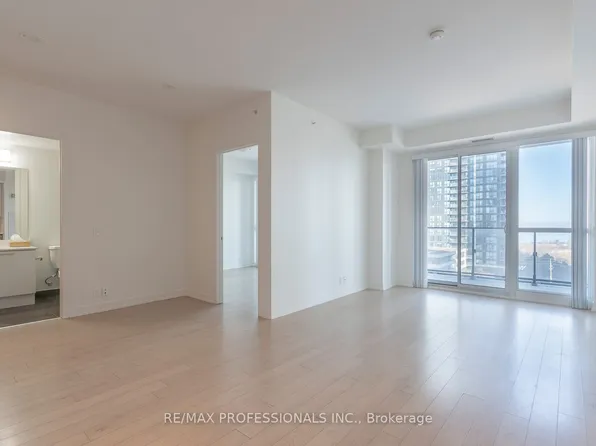 10 Park Lawn Rd, Toronto, ON