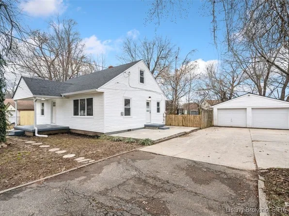 1116 Highland Drive, Jeffersonville, IN 47130