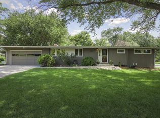 2200 Brunswick Ave N, Golden Valley, MN 55422