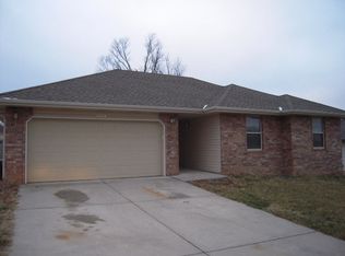 2523 N West Ave, Springfield, MO 65803