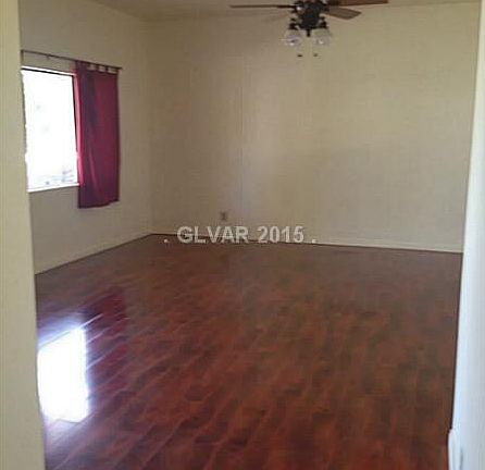 5th image of 2908 W Oakey Blvd
