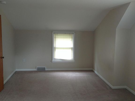 5th image of 21 Berry Ln