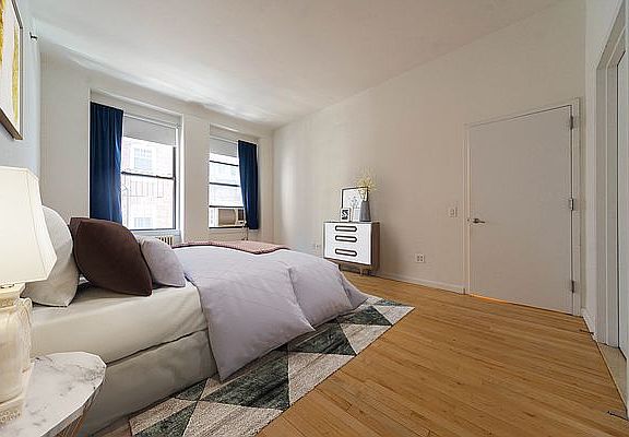 5th image of 135 William St APT 5