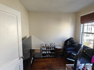 68 Newbury St, Somerville, MA 02144