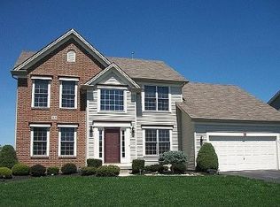 6 Ashwood Ct, Lancaster, NY 14086