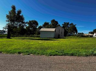 102 Avenue G, Beaver, OK 73932